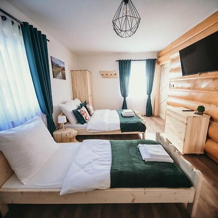 Tarasowka U Zajaca Bed & Breakfast Czerwienne Exterior foto